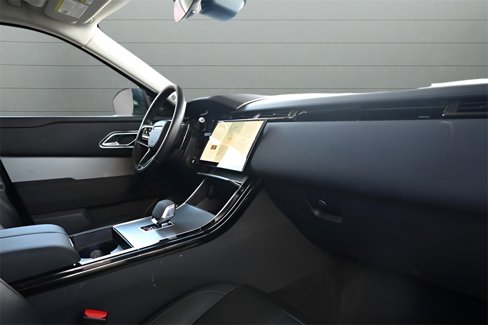 Used 2024 Land Rover Range Rover Velar S image 31