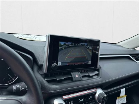 New 2025 Toyota RAV4 XLE image 15
