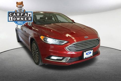 Used 2017 Ford Fusion SE w/ Fusion SE Technology Package image 16