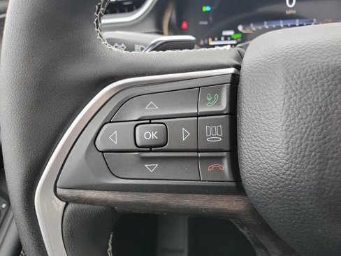 New 2025 Jeep Grand Cherokee Limited 4xe image 17