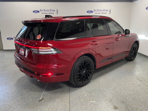 Used 2025 Lincoln Aviator Reserve w/ Jet Appearance Package image 6