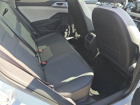 New 2025 Volkswagen Taos SE image 16