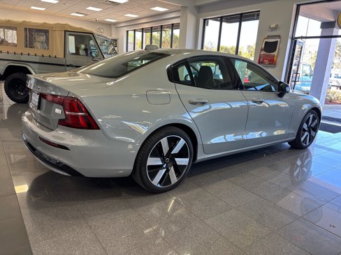 Used 2024 Volvo S60 T8 Core image 44