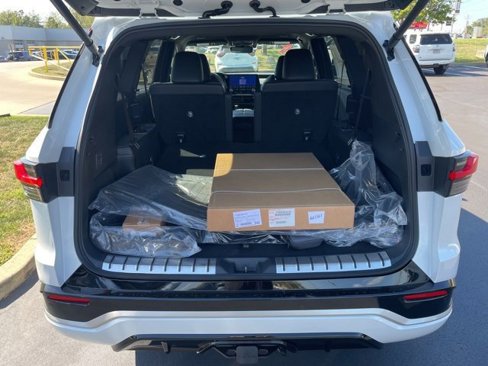 New 2026 Lexus TX 500h AWD image 15