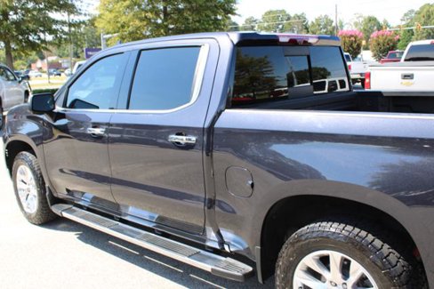 Used 2022 Chevrolet Silverado 1500 LTZ w/ Technology Package image 12