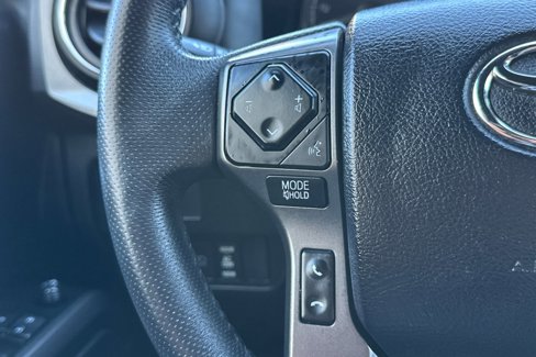 Used 2021 Toyota Tacoma TRD Off-Road image 35