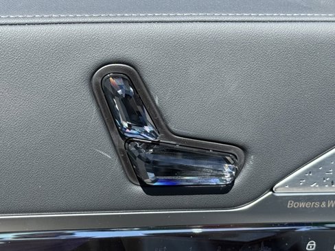 New 2026 BMW 740i w/ Executive Package image 18