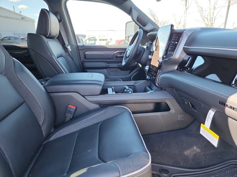 New 2025 RAM 1500 Limited image 19