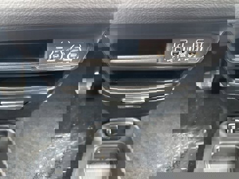 New 2025 Chrysler Pacifica Select image 27