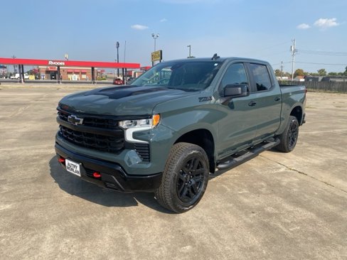 New 2026 Chevrolet Silverado 1500 LT Trail Boss w/ Convenience Package II image 2