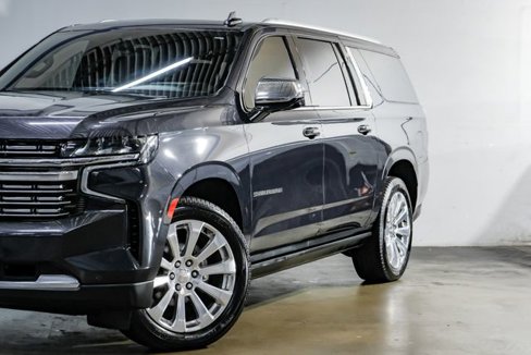Used 2022 Chevrolet Suburban Premier image 9
