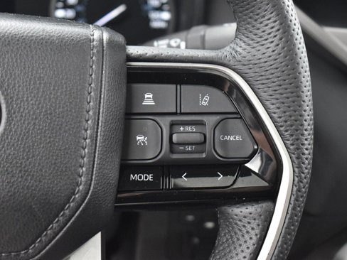 Used 2023 Toyota Tundra Limited image 15