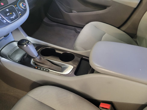 Used 2017 Chevrolet Malibu LS image 26