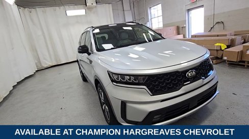 Used 2021 Kia Sorento EX w/ Panoramic Sunroof Package image 3