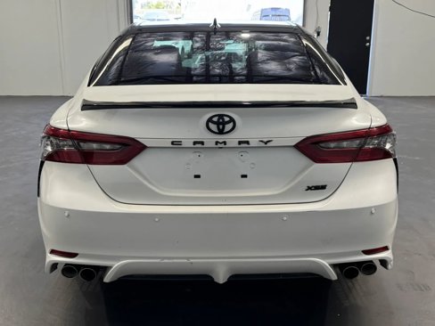 Used 2023 Toyota Camry XSE image 3