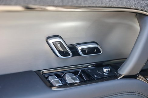New 2025 Land Rover Range Rover Sport SE image 22