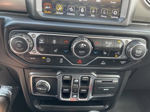 Used 2022 Jeep Gladiator Sport image 21