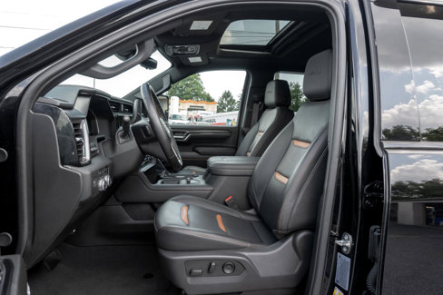 Used 2024 GMC Sierra 2500 AT4 w/ AT4 Premium Plus Package image 16