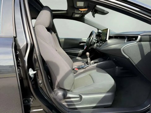 Used 2020 Toyota Corolla SE image 26