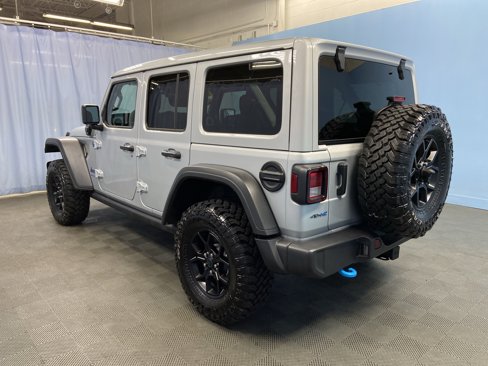 Certified 2024 Jeep Wrangler Willys image 4