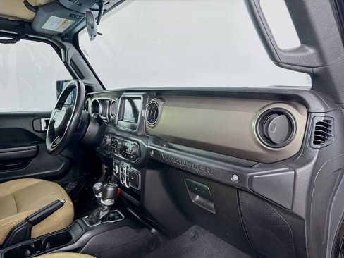 Used 2018 Jeep Wrangler Unlimited Sport S image 27