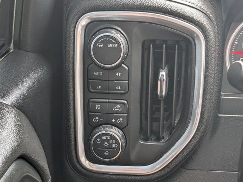 Used 2022 Chevrolet Silverado 1500 High Country image 21
