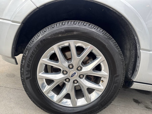 Used 2017 Ford Expedition EL Limited w/ Equipment Group 301A image 29