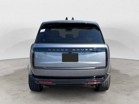 New 2025 Land Rover Range Rover Long Wheelbase SE image 5