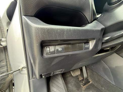 Used 2019 Toyota RAV4 XLE w/ Convenience Package image 22