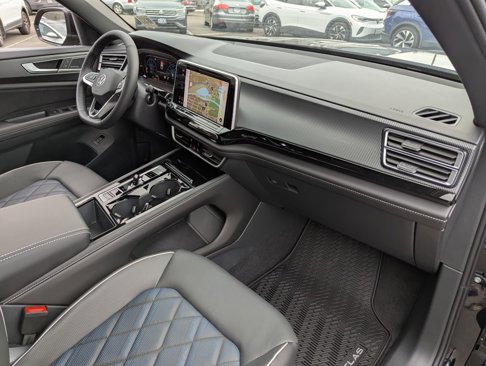 New 2026 Volkswagen Atlas Cross Sport SEL Premium R-Line image 39