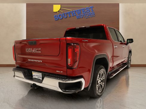 Used 2024 GMC Sierra 1500 SLT image 4