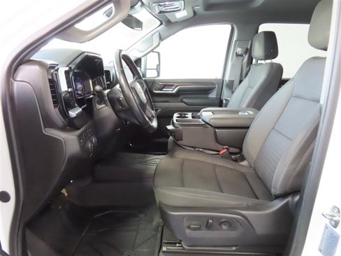 Used 2024 Chevrolet Silverado 3500 LT w/ Convenience Package image 16