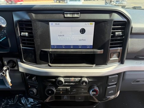 New 2025 Ford F250 XLT image 10
