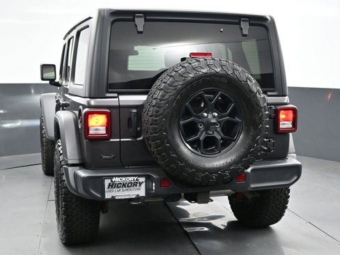 Used 2024 Jeep Wrangler Willys image 6