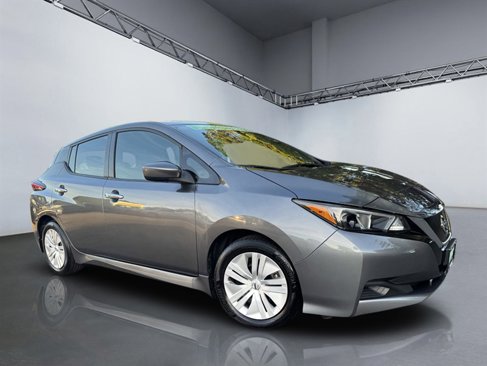 Used 2022 Nissan Leaf S image 26