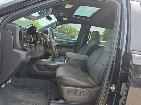 Used 2024 Chevrolet Silverado 1500 ZR2 w/ Technology Package image 7