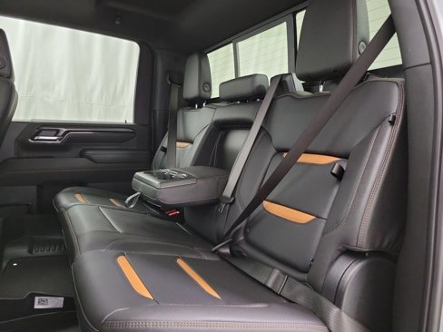 Certified 2025 GMC Sierra 2500 AT4 w/ AT4 Premium Plus Package image 10