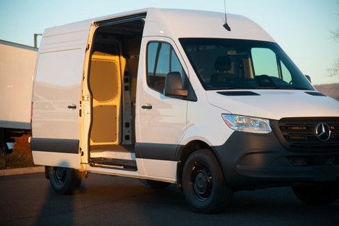 Used 2025 Mercedes-Benz Sprinter 2500 image 8