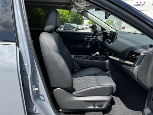 New 2025 Nissan Rogue Platinum image 34