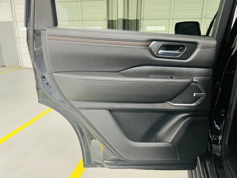 New 2025 Nissan Armada Platinum image 30