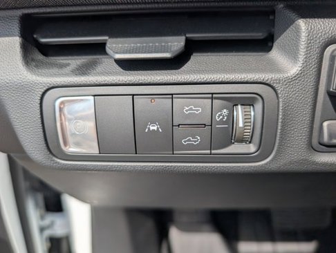 New 2026 GMC Sierra EV Elevation w/ Premium Package image 28
