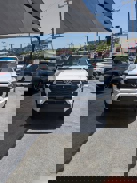 Used 2024 Toyota Tacoma TRD Off-Road image 1