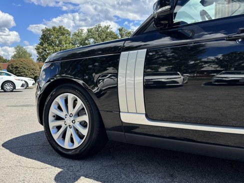 Used 2017 Land Rover Range Rover HSE image 21