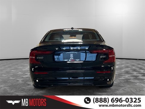 Used 2024 Volvo S60 B5 Plus image 4