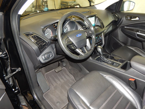 Used 2018 Ford Escape SEL image 3