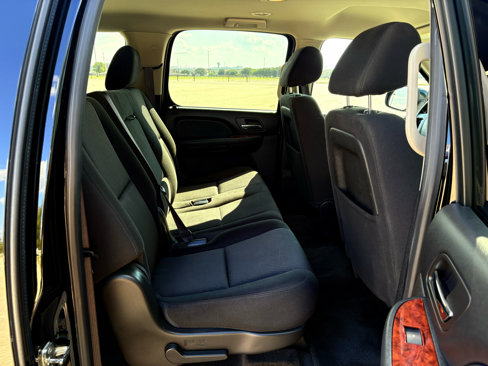Used 2013 Chevrolet Suburban LS w/ Convenience Package 1 image 14