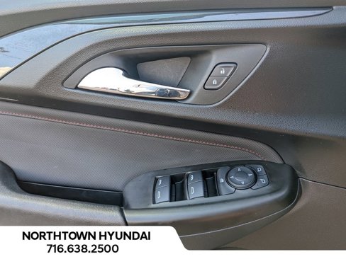 Used 2023 Chevrolet TrailBlazer RS w/ Sun and Liftgate Package image 29