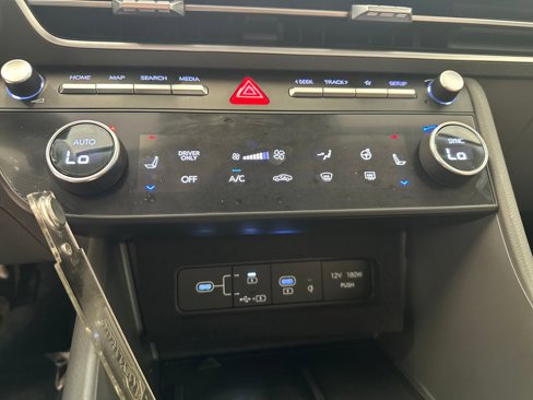 Used 2024 Hyundai Sonata Limited image 20