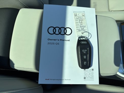 New 2025 Audi Q5 Prestige image 34