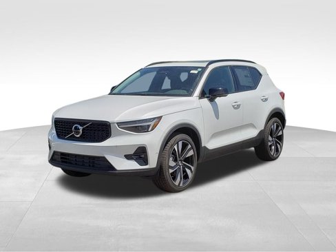 New 2025 Volvo XC40 B5 Plus w/ Protection Package Premier image 1